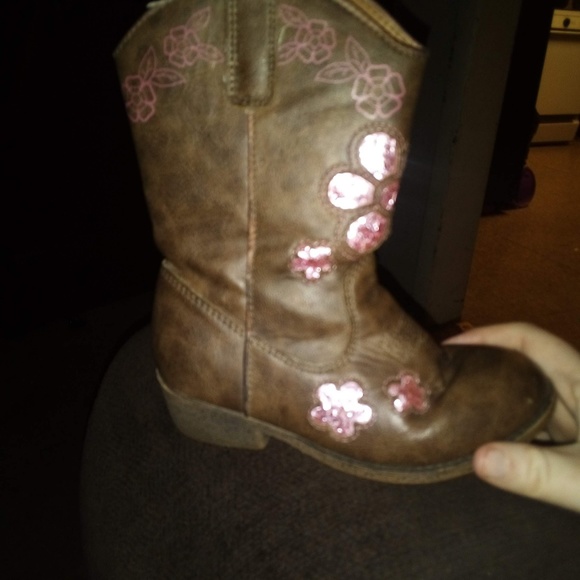 Kids stuff - Picture 2 of 4